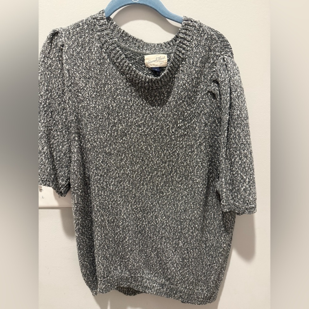 Short Sleeve Knit Sweater
